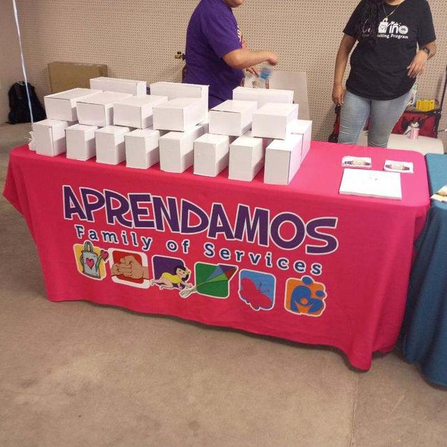 Pinnacle Institute booth at community health fair